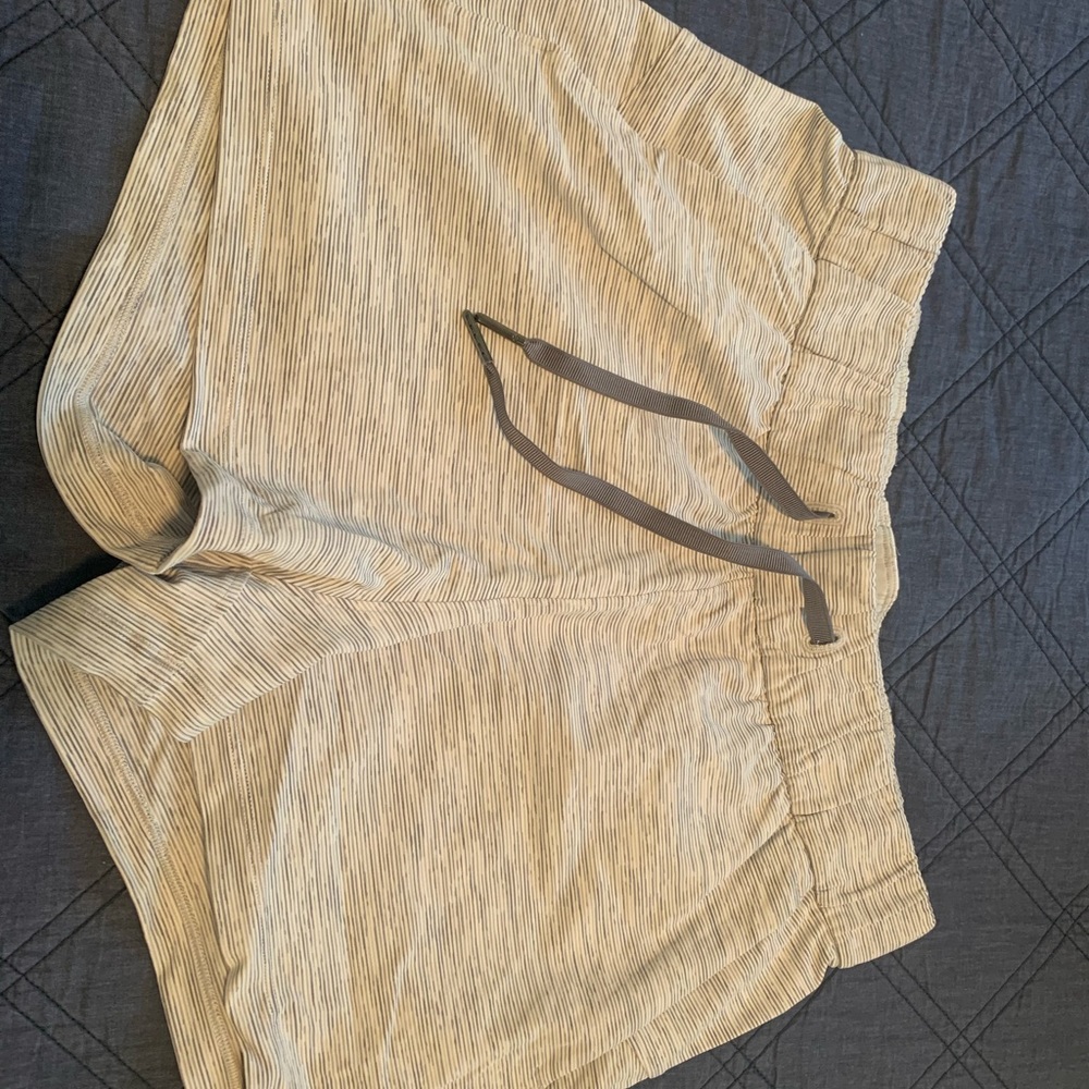 Lululemon On The Fly Shorts